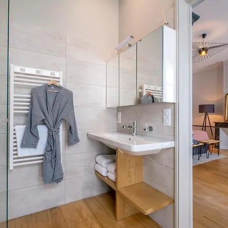 Escale Rochelaise B&b, Bain Nordique Et Sauna Tonneau La Rochelle (Charente-Maritime)