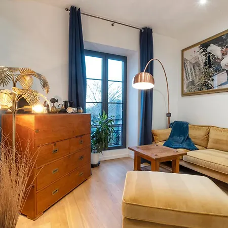 Escale Rochelaise B&b, Bain Nordique Et Sauna Tonneau Nocleg ze śniadaniem 4*