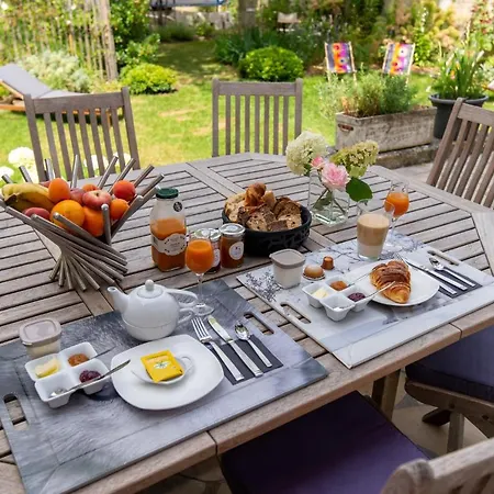 Escale Rochelaise B&b, Bain Nordique Et Sauna Tonneau La Rochelle (Charente-Maritime)